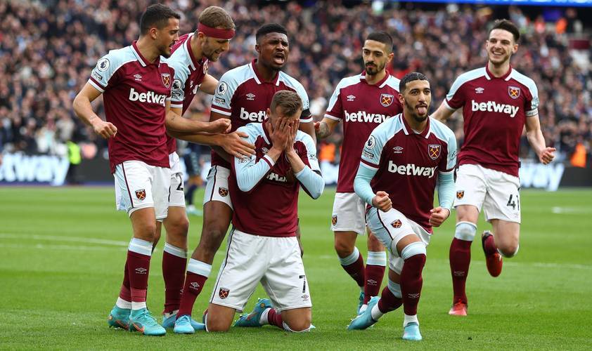 300万销量背后：30人团队如何用2A游戏“打脸”3A大厂？