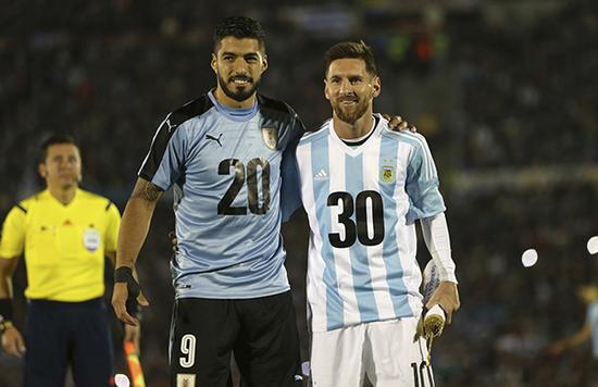 詹姆斯再次拒绝刷数据！他提前打卡！31分9篮板10助攻！