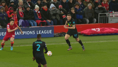 湖人106-128活塞4坏消息！防守被爆，艾顿无态度，詹姆斯主导丢分