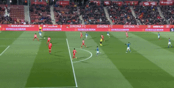 杰曼半场分球中路 周琦扛着胡金秋上篮