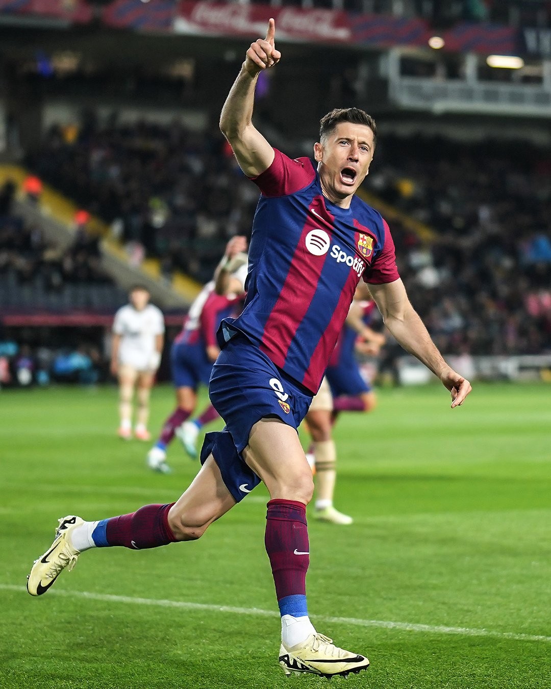 体坛联播｜阿森纳0比0利物浦，皇马力克马竞晋级西超杯决赛