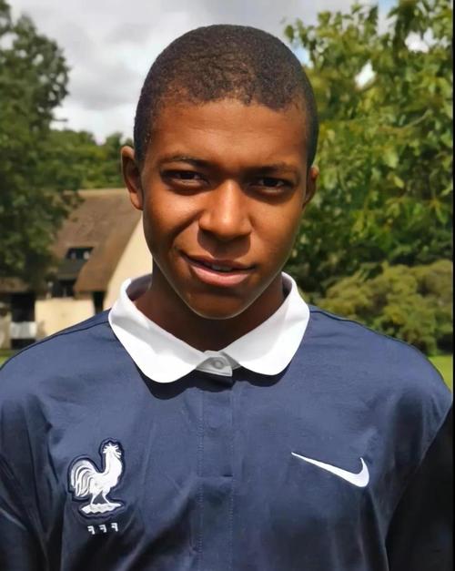 [中超]北京国安主帅塞蒂恩离任