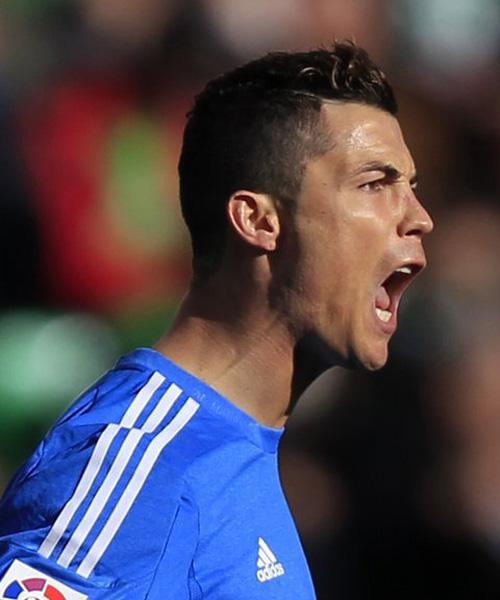 《无主之地4》首个团本BOSS上线 UVHM竞速拿神装